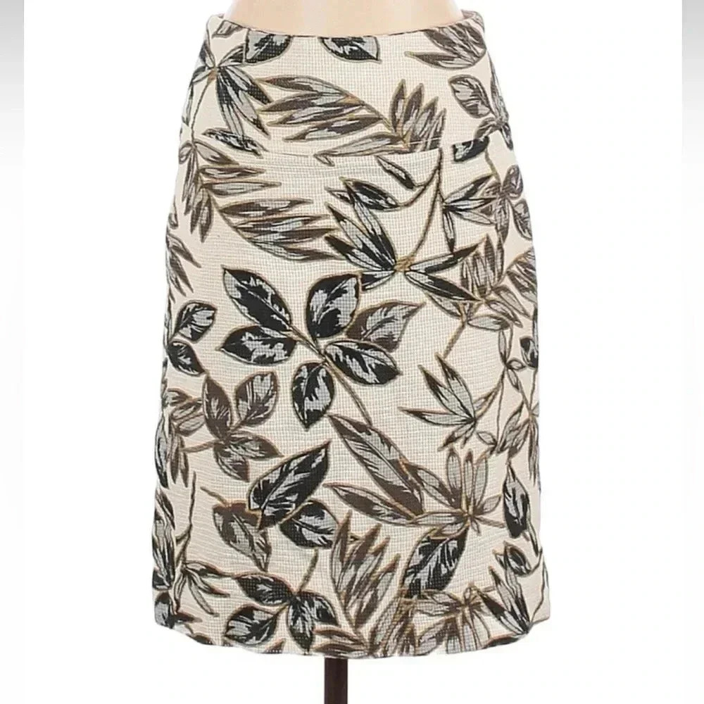 J. Crew Gold Foil Leaf Pencil Skirt Womens Size 0 Cotton Lined Knee Length Cream - Picture 3 of 10